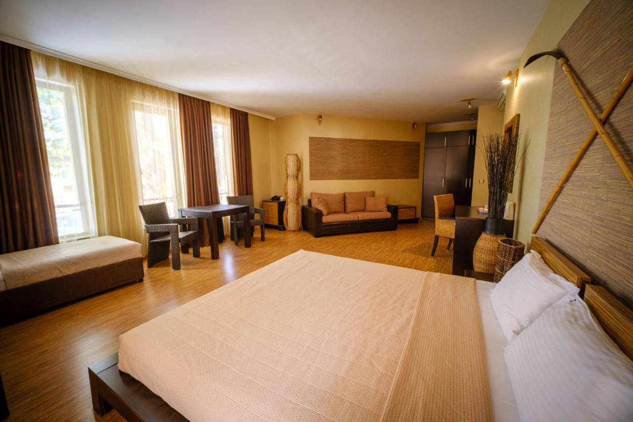 Family Hotel Classic Varna Luaran gambar